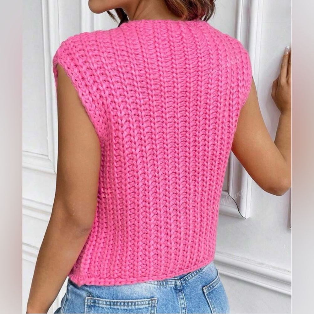 Sleeveless Chunky Knit Button Vest - Hot Pink - Picture 3 of 7